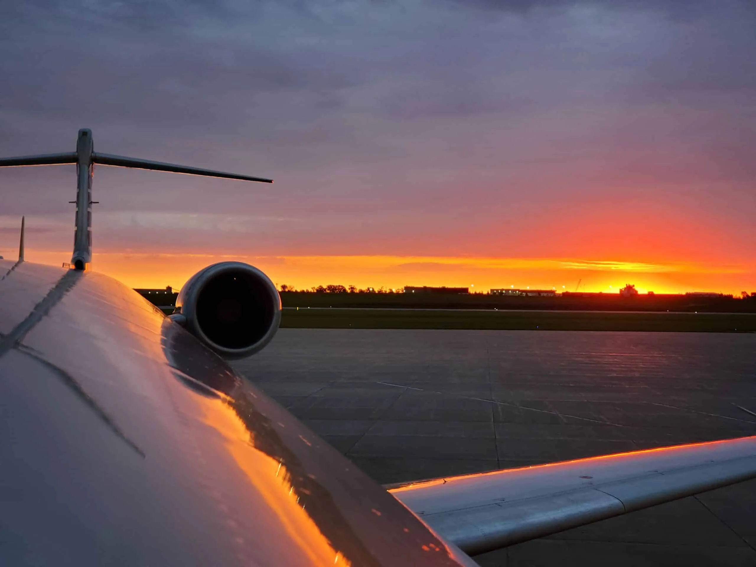 Pilot Rise Articles: The Commuter Airline Pilot: Navigating Life Between Airports