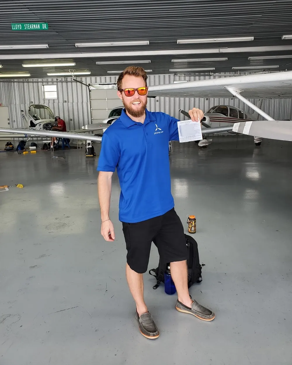 Pilot Rise commercial pilot certificate holder