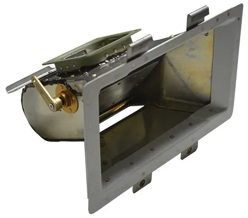 Engine airbox controlled by the carburetor heat cable