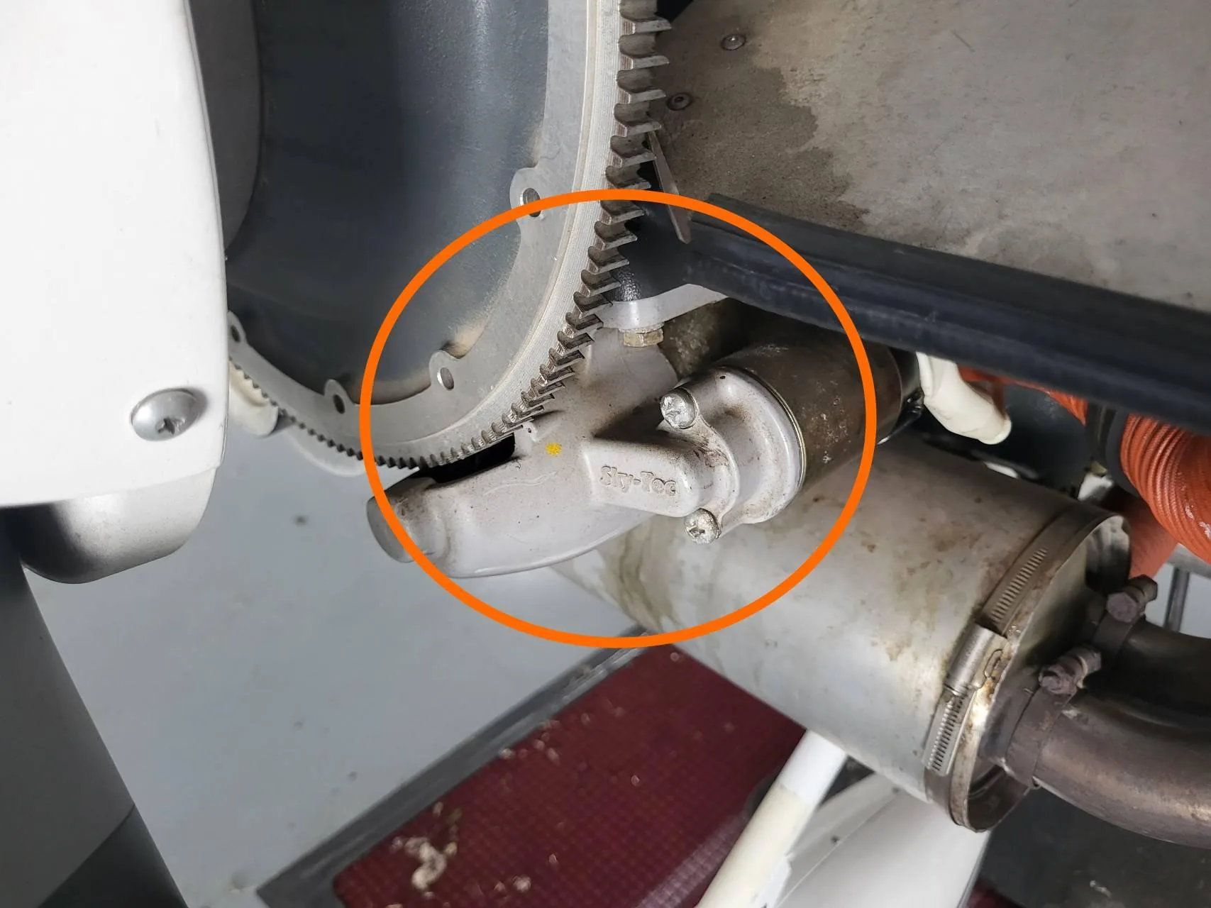 Cessna 172 engine starter