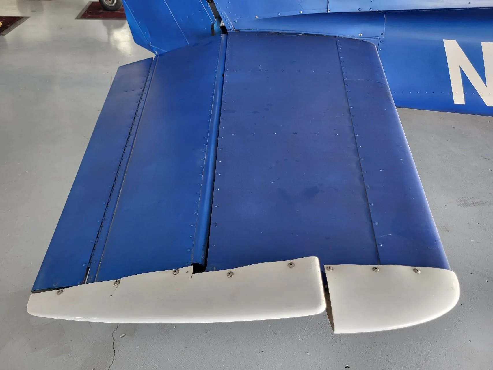 Cessna horizontal stabilizer and elevator