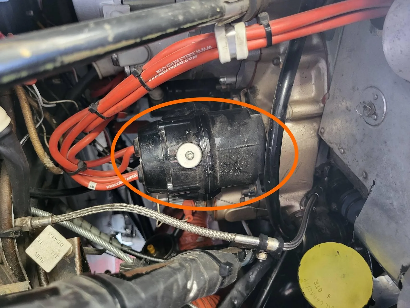 Aircraft engine magneto