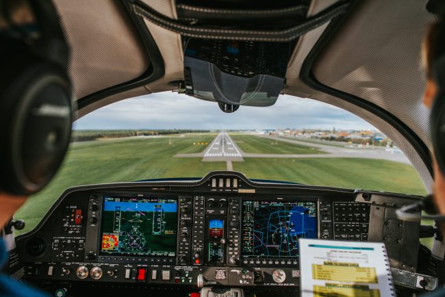 Top 5 Must-Have Apps for Aspiring Pilots: A Simple Guide