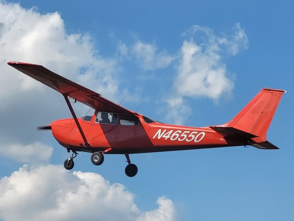 Book Flight Discovery Flight: Cessna 172